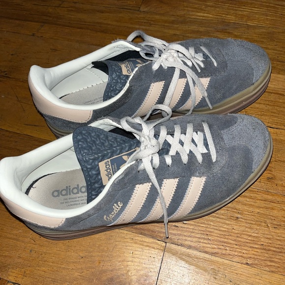 Adidas sneakers - Picture 2 of 2